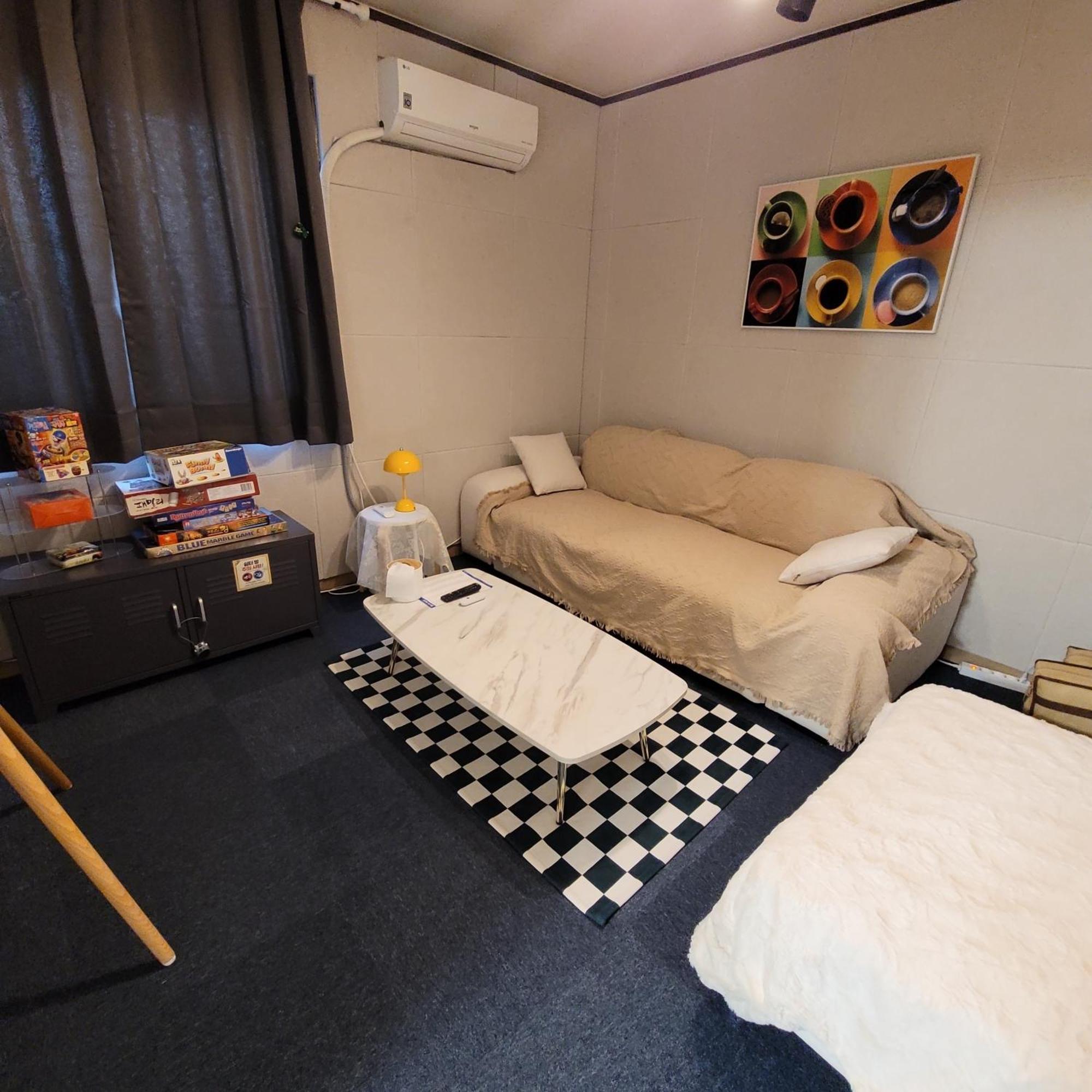Apartment Jung - 1min To Sinjeong Station